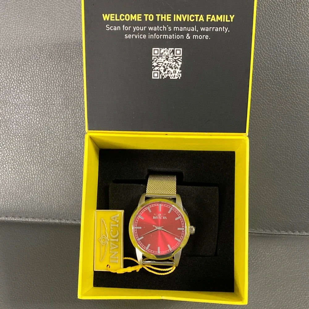 Invicta 43mm bold
